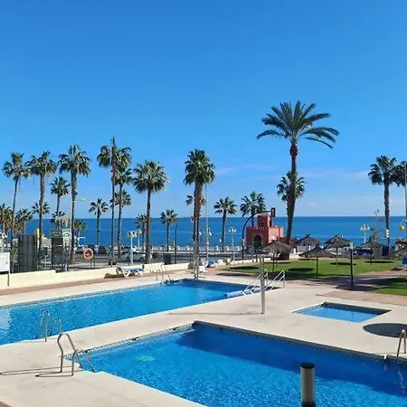 Increible Estudio Vistas Al Mar בנאלמדנה